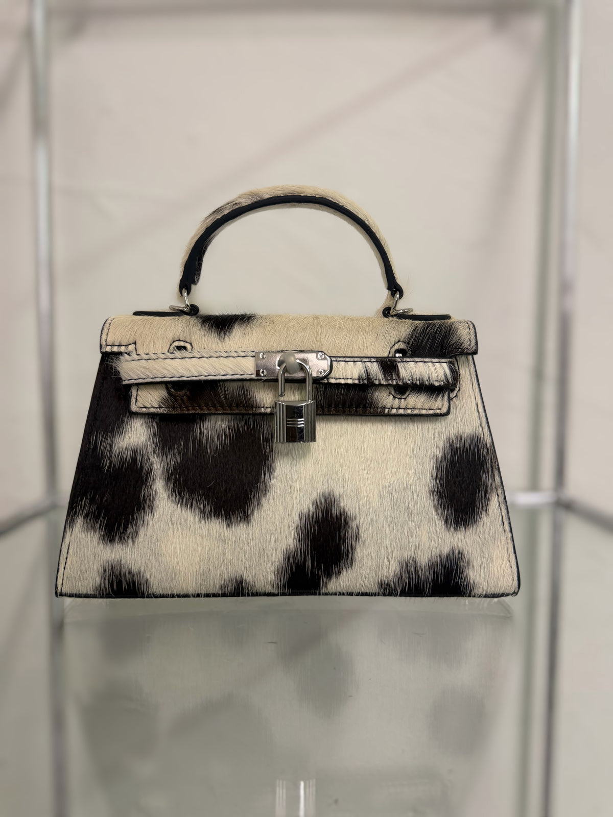 Rorschach’s Inkblot Custom Hide