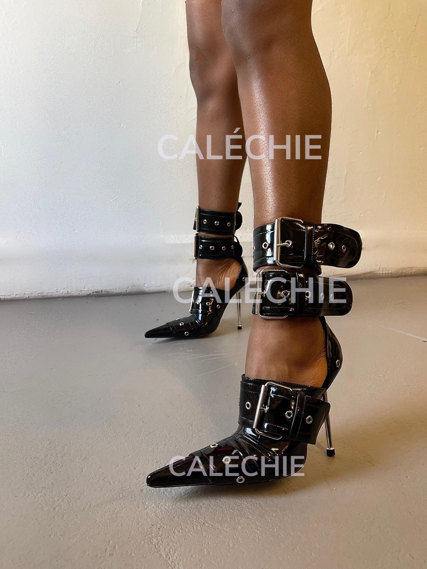 Kyre Desert Sandal - Sample Sale