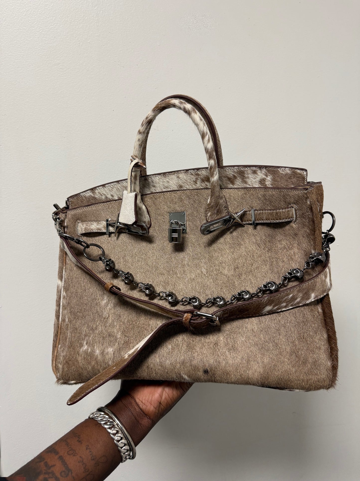 RARE 1 of 1 Ash Brown CALÉCHIE 40