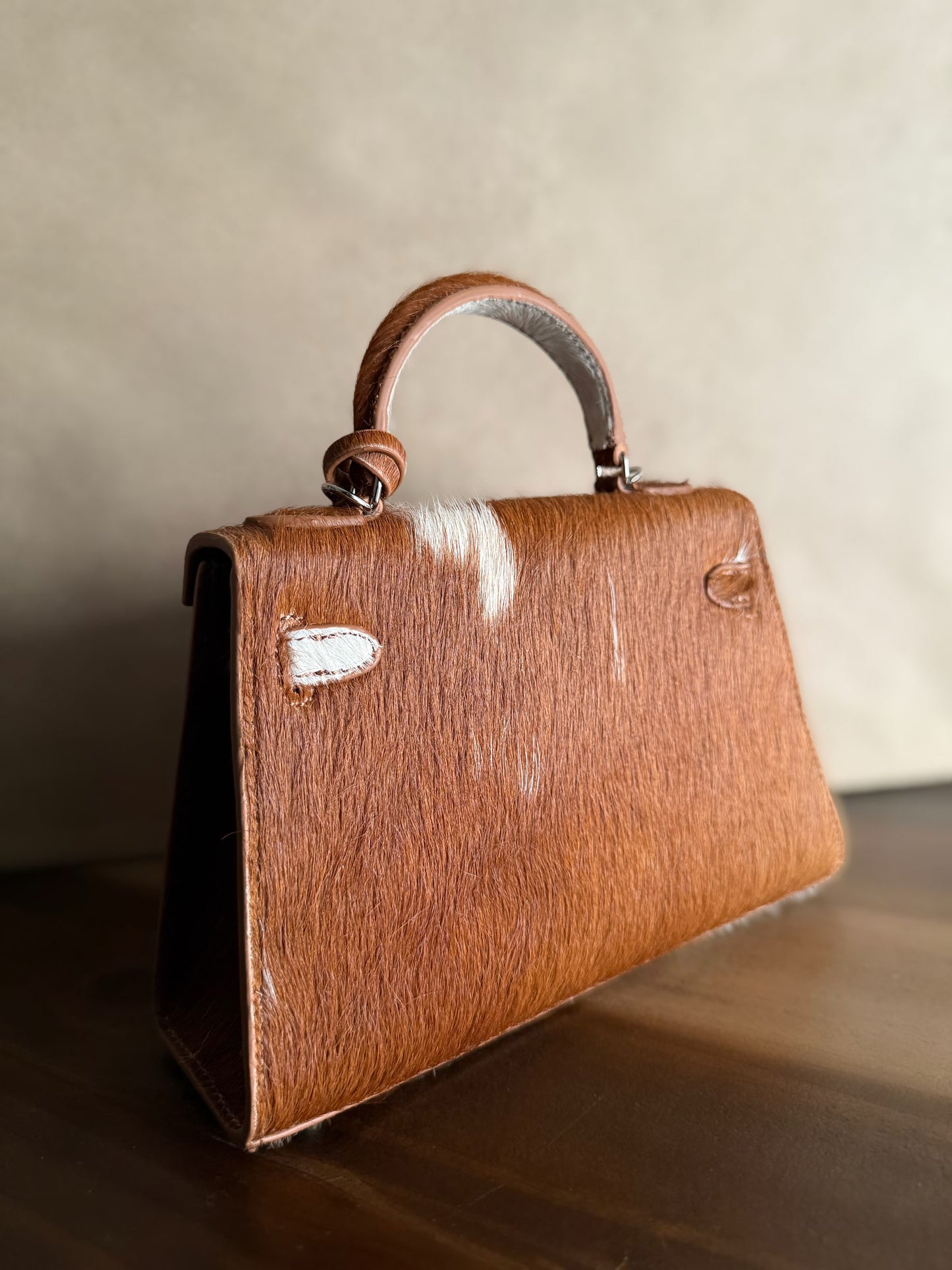 RARE Honey & Cream Custom Hide Mini