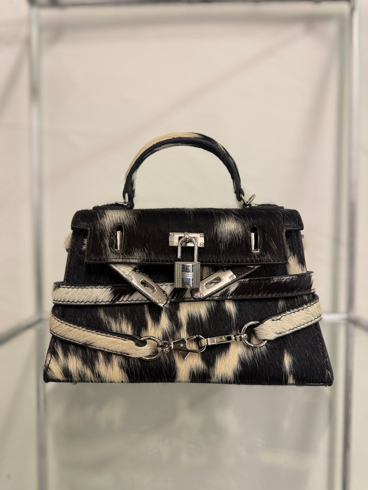Rorschach’s Inkblot Custom Hide